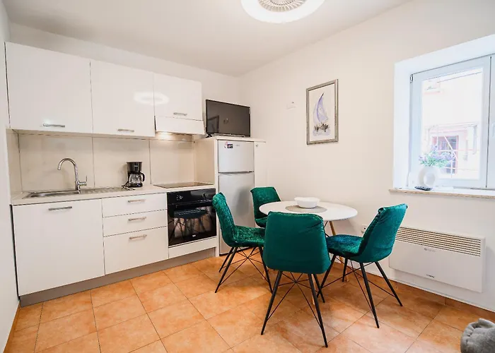 Adriatic Stone House Hunic Appartement