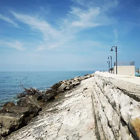 Adriatic Stone House Hunic Apartment