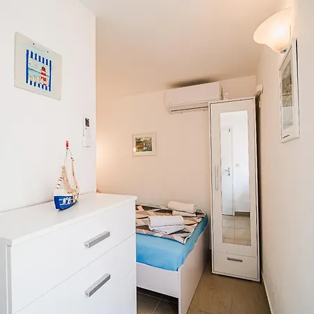 Adriatic Stone House Hunic Ουμάγκ