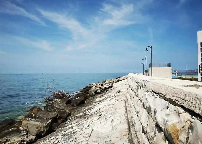 Adriatic Stone House Hunic 아파트